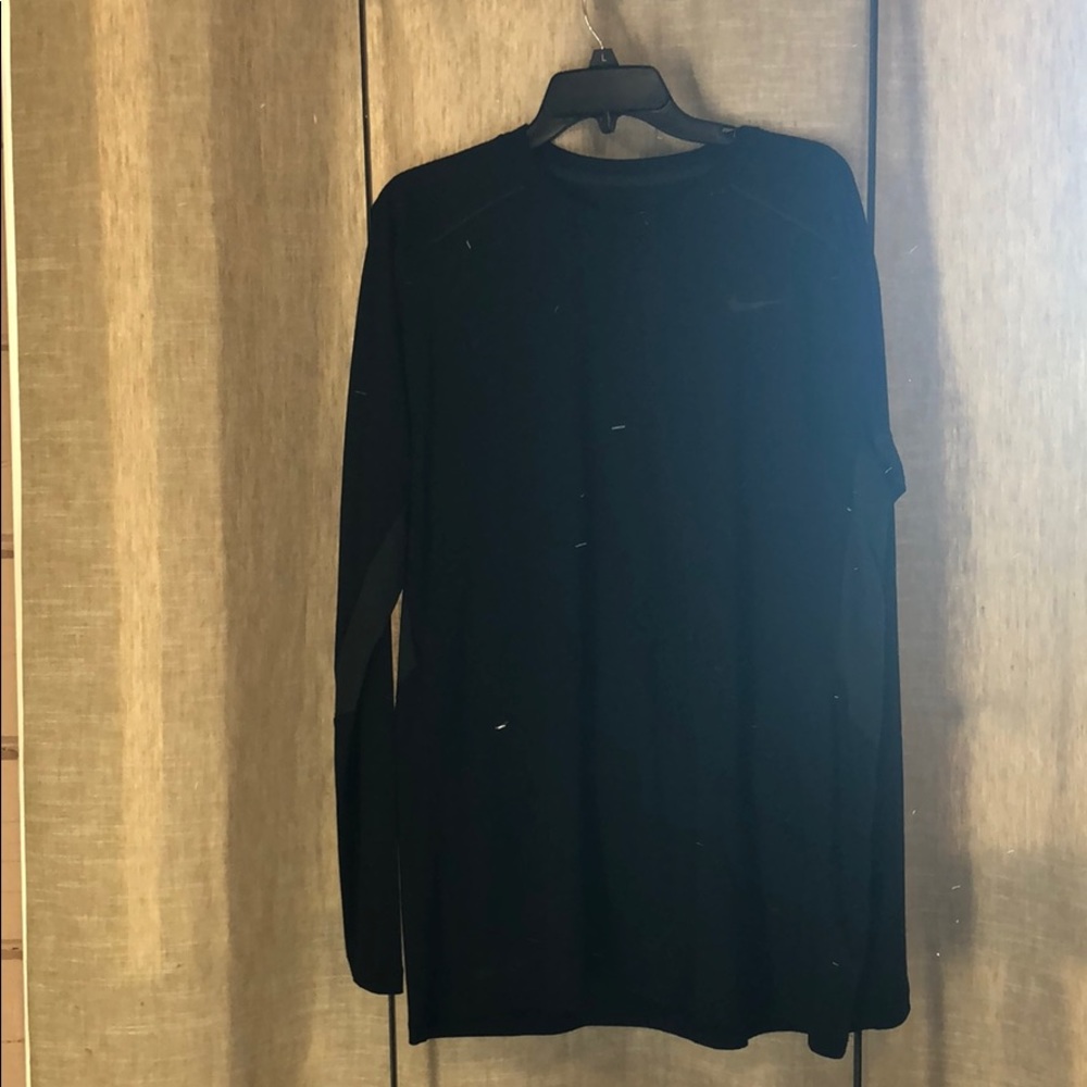 Nike black dri-fit shirt
